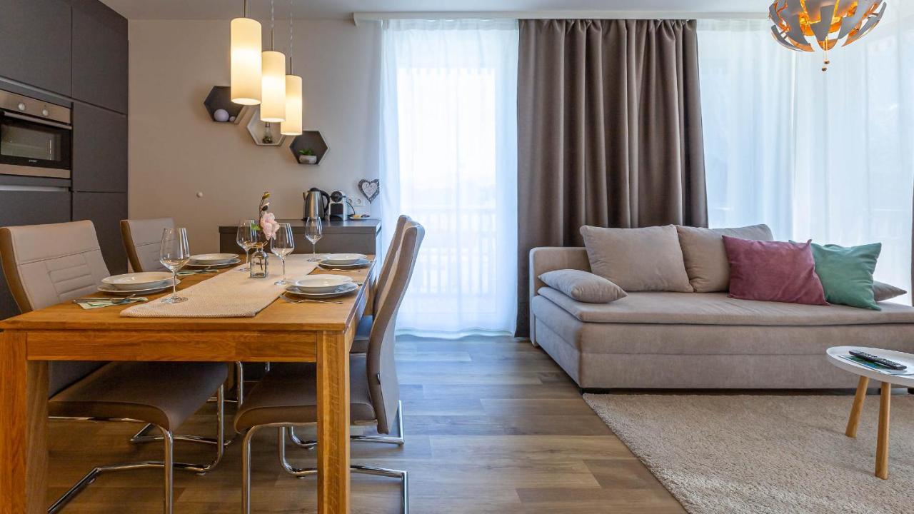 Alpine Appartement Top 3 By Aa Holiday Homes 타우플리츠 외부 사진